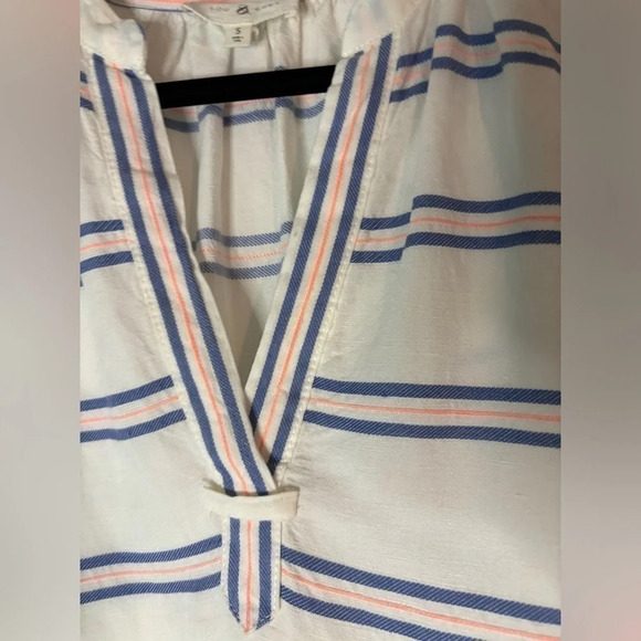 Lou & Grey Womens V-neck, pop over, striped, Linen and Lyocell blouse Size Small - Picture 2 of 7